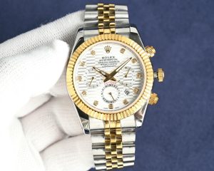 Rolex Daytona 40mm Gold/Green/White Dial 126509
