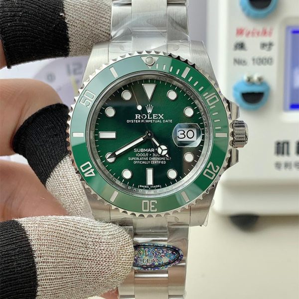 Rolex Submariner Date 3135 Clean Factory 116610 LV Green