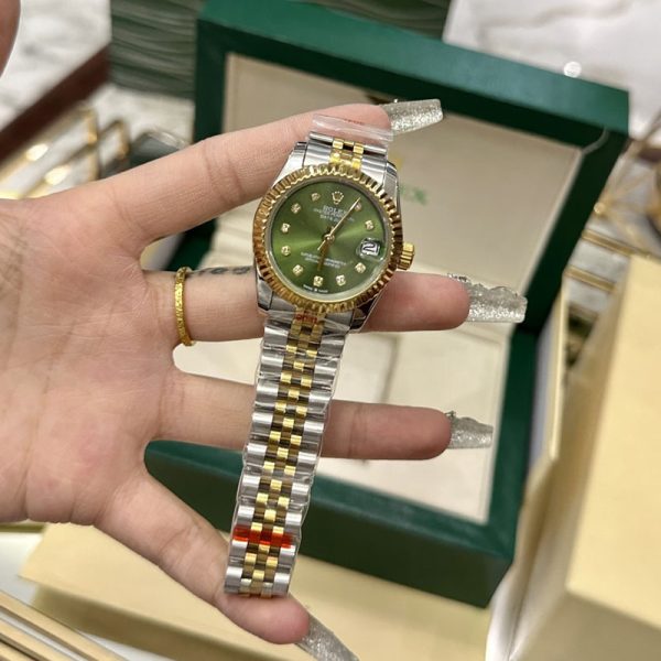 Rolex Day-Date 30mm 128238 Yellow Gold Green Diamond Dial (2024) - Image 6