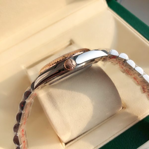 Rolex Datejust Diamond Hour Markers 36mm Unisex Watch 126231 - Image 8
